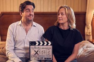 Bastian Pastewka und Sonsee Neu bei den Dreharbeiten zur zehnten und letzten Staffel des Amazon Original "Pastewka"