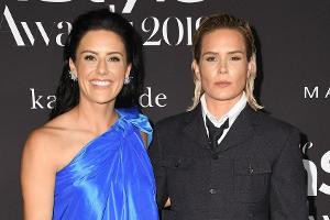 Jetzt sind sie ein Ehepaar: Ali Krieger (l.) und Asyhlyn Harris