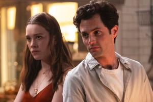 In "You - Du wirst mich lieben" wird Love (Victoria Pedretti) zur neuen Obession von Joe (Penn Badgley).