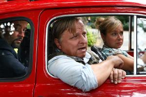 "Tatort: Höllenfahrt": Kommissar Frank Thiel (Axel Prahl) und Silke Haller alias "Alberich" (ChrisTine Urspruch) auf Verbrec...