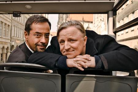 Der Pathologe Professor Karl-Friedrich Boerne (Jan Josef Liefers, l.) und Hauptkommissar Frank Thiel (Axel Prahl) ermitteln ...