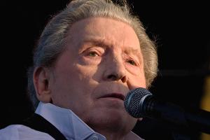 Jerry Lee Lewis macht große Fortschritte bei seiner Genesung