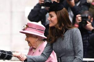 Herzogin Kate ist erstmals alleine mit Queen Elizabeth II. unterwegs