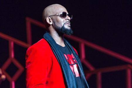 R. Kelly im Dezember 2016 bei einem Auftritt in Atlanta