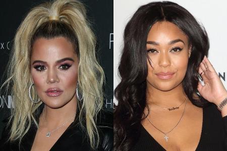 Khloé Kardashian (l.) scheint den Ausführungen von Jordyn Woods nicht zu glauben