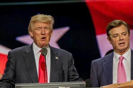 Paul Manafort (r.) war 2016 einige Monate der Wahlkampfmanager von Donald Trump