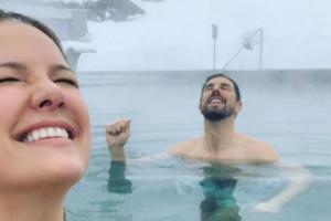 Monica Meier-Ivancan und Ehemann Christian genießen den Außenpool in Kitzbühel