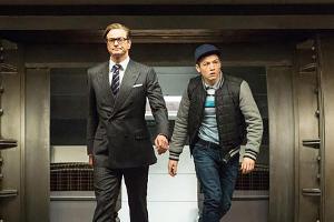 "Kingsman: The Secret Service": Nachdem Geheimagent Harry Hart (Colin Firth, l.) "Eggsy" (Taron Egerton) aus dem Knast gehol...