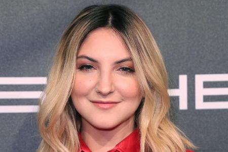 Julia Michales veröffentlicht nächste Woche ihre neue EP