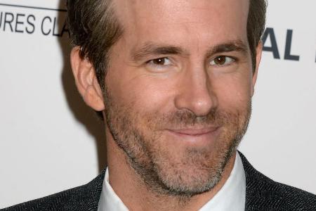 Ryan Reynolds gratuliert Betty White zu ihrem 97. Geburtstag