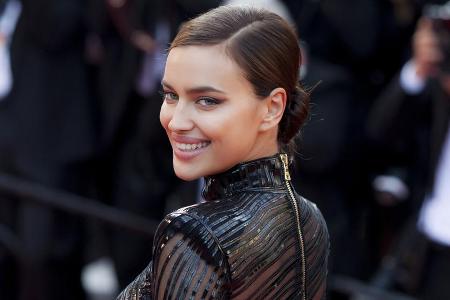 Irina Shayk bleibt ihrem Kleidungsstil auch als Mutter treu