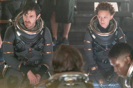 Eine Gruppe Wissenschaftler begibt sich, in der Hoffnung die Erde zu retten, auf eine Expedition zum Rande des Sonnensystems