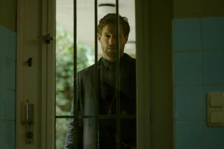 Schauspieler Ken Duken in der Crime-Serie 