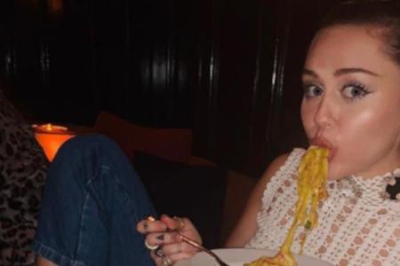 Bei Miley Cyrus stehen Nudeln auf der Speisekarte
