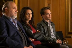 "Der Alte: Schuld und Sühne": Richard Voss (Jan-Gregor Kremp, l.) und sein Team im Gerichtssaal