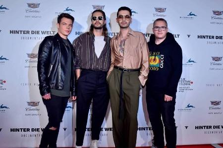 Georg Listing, Tom und Bill Kaulitz sowie Gustav Schäfer (v.l.) von Tokio Hotel auf dem Film Festival in Köln