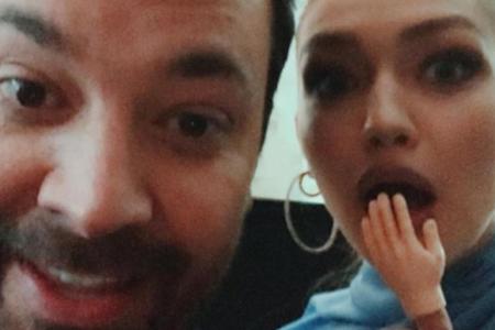 Jimmy Fallon postete ein witziges Selfie mit Model Gigi Hadid von der Verleihung des Variety Power of Women Awards