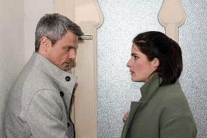 "Unter uns": Benedikt ist völlig überrumpelt, als Larissa ihren Auszug verkündet