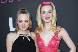 Die Schwestern Dakota (l.) und Elle Fanning gemeinsam bei der Filmpremiere von "Teen Spirit" in Los Angeles