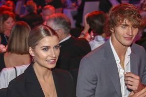 Lena Gercke und Alexander Zverev beim Ball des Sports am 02.02.2019 in Wiesbaden