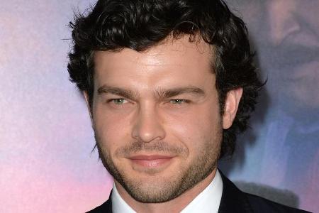 Alden Ehrenreich geht unter die Serien-Stars
