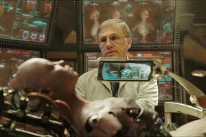 Dr. Dyson Ido (Christoph Waltz) hat eine ungewöhnliche, unter Umständen sehr gefährliche Entdeckung gemacht