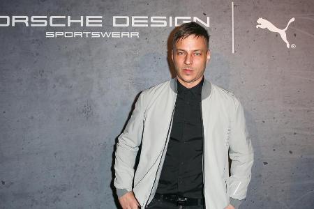 Tom Wlaschiha steht nicht nur in der Mode auf klare Linien
