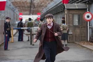 Jesse Eisenberg spielt die Hauptfigur, den weltberühmten Pantomimen Marcel Marceau