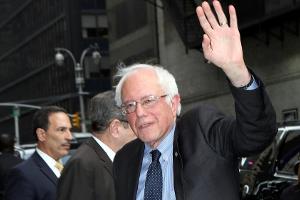 Bernie Sanders, der Lebensretter vom Bürgersteig