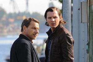 "Tatort: Spiel auf Zeit": Thorsten Lannert (Richy Müller) und Sebastian Bootz (Felix Klare) gehen einem Tipp nach, der sie z...