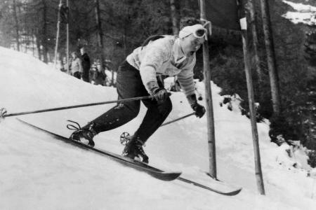 Toni Sailer gewann bei den Olympische Winterspielen 1956 in Cortina d'Ampezzo drei Goldmedaillen