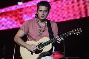 John Mayer bei einem Konzert 2015