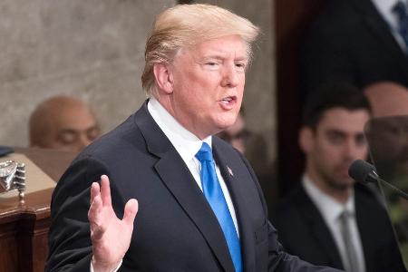 Donald Trump vertraut nicht allen im Weißen Haus