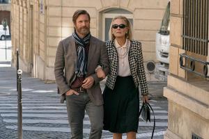 Aaron Eckhart und Marthe Keller spielen in der Episode "The Violet Hour" die Hauptrollen