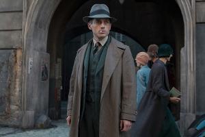 Volker Bruch spielt in "Babylon Berlin" Hauptfigur Gereon Rath
