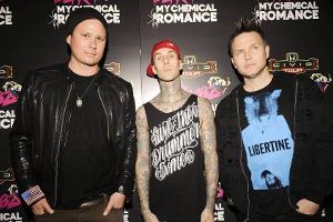 Tom DeLonge, Travis Barker und Mark Hoppu von Blink-182 wissen natürlich, wie man den Bandnamen richtig ausspricht
