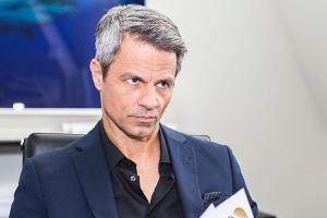 "Unter uns": Benedikt genießt seine Macht