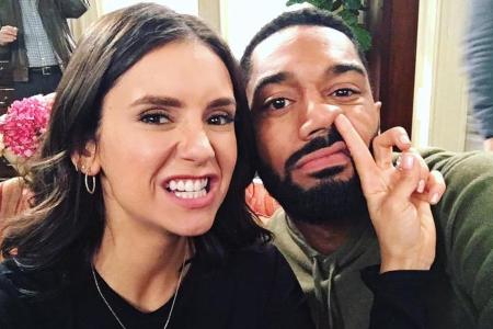 Nina Dobrev und ihr Co-Star Tone Bell verstehen sich blendend