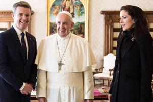 Papst Franziskus empfängt das dänische Kronprinzenpaar Frederik und Mary zu einer Privataudienz