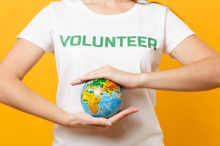 Ein Auslandsaufenthalt gehört für viele junge Menschen einfach dazu - wenn man dabei helfen kann, umso besser!