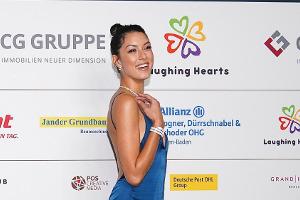 Rebecca Mir engagiert sich seit Jahren für soziale Projekte