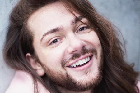 Riccardo Simonetti hat allen Grund zu strahlen: Sein erstes Buch erscheint am 28. September