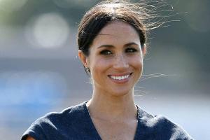 Schlicht und figurbetont: Herzogin Meghan greift häufig auf das It-Piece zurück