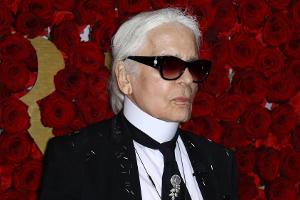 Karl Lagerfeld beeinflusst die Modewelt bereits seit den 1950er Jahren