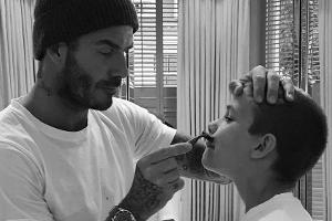 David Beckham hilft Romeo beim Rasieren