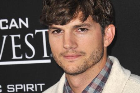 Keine böse Absicht: Ashton Kutcher entschuldigt sich für einen Unfall mit einem Foto