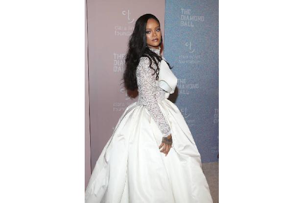 'Diamonds Are a Girl's Best Friend' – das weiß auch Rihanna, die ihren Ball alljährlich nach dem Motto der glitzernden Schmu...