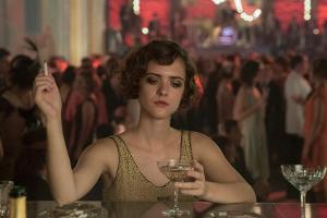 Liv Lisa Fries spielt in "Babylon Berlin" Charlotte Ritter