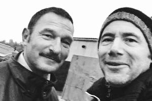 Michael "Bully" Herbig (r.) gratuliert Thomas Kretschmann