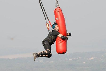 Ex-Schmusesänger Ben überwindet seine Ängste in Thailand